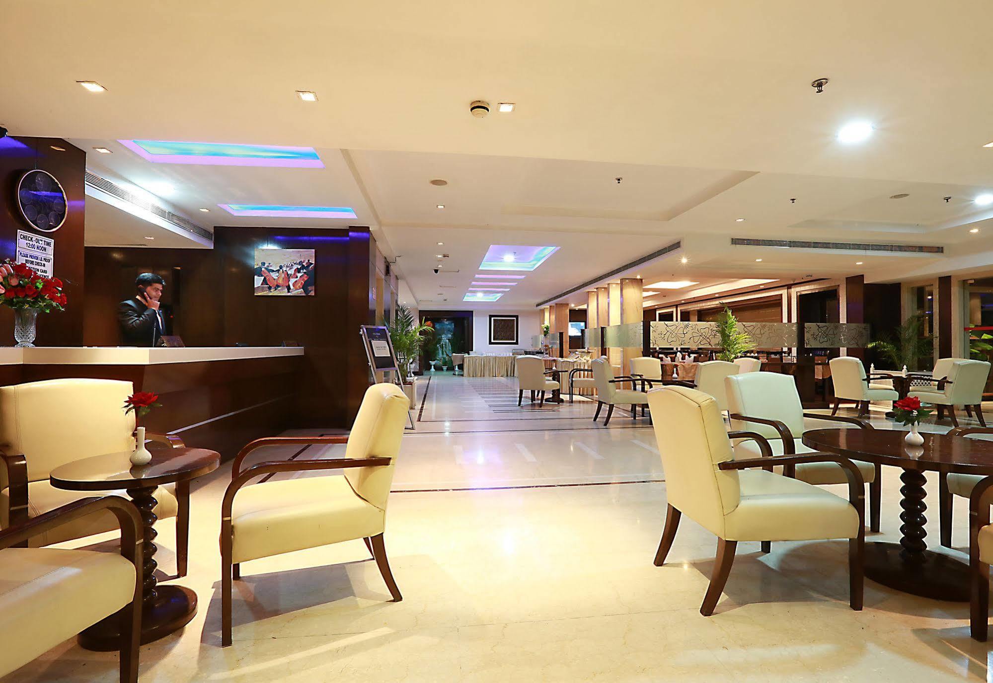 Hotel Airport Residency Nueva Delhi Exterior foto