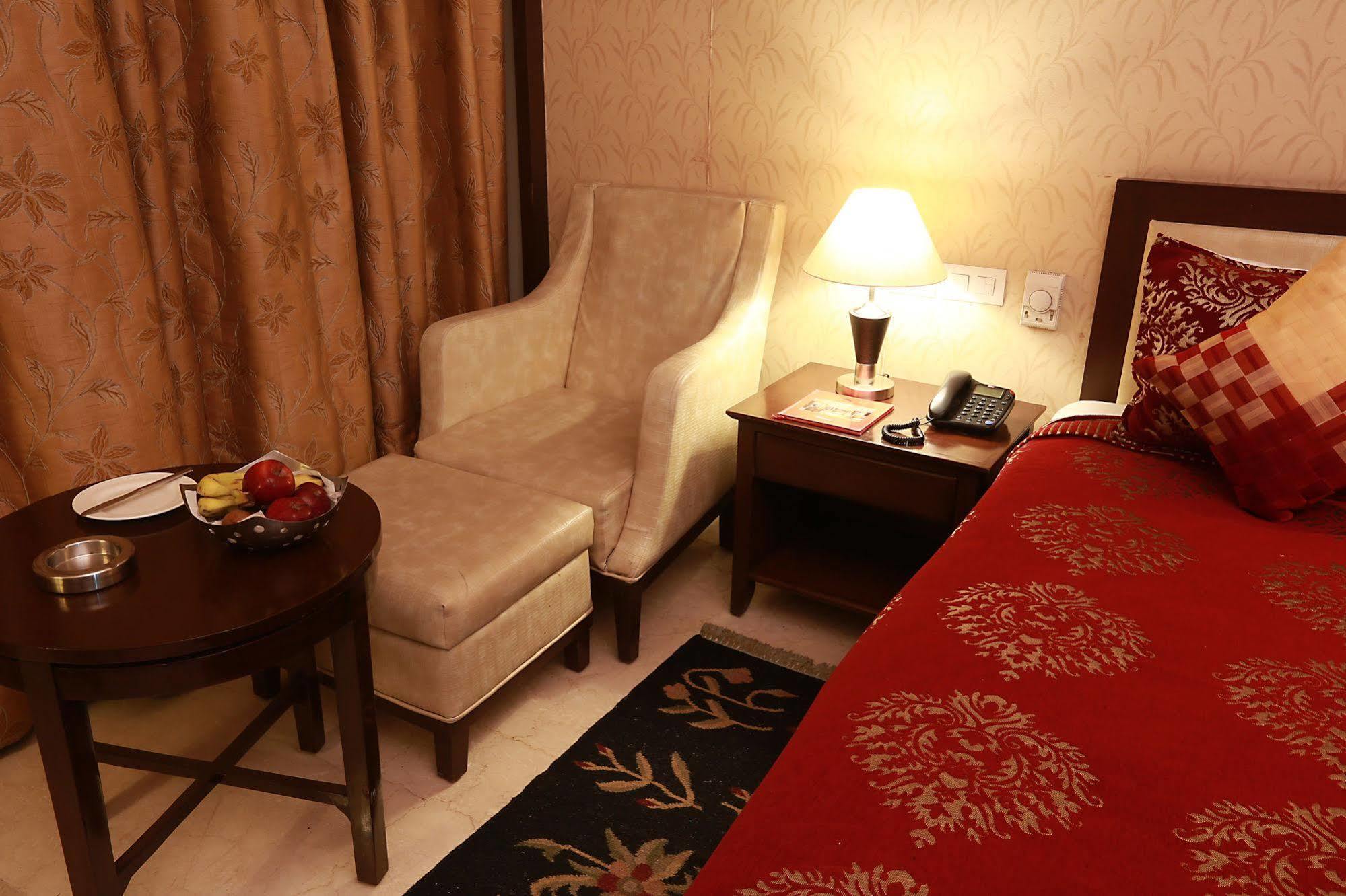 Hotel Airport Residency Nueva Delhi Exterior foto