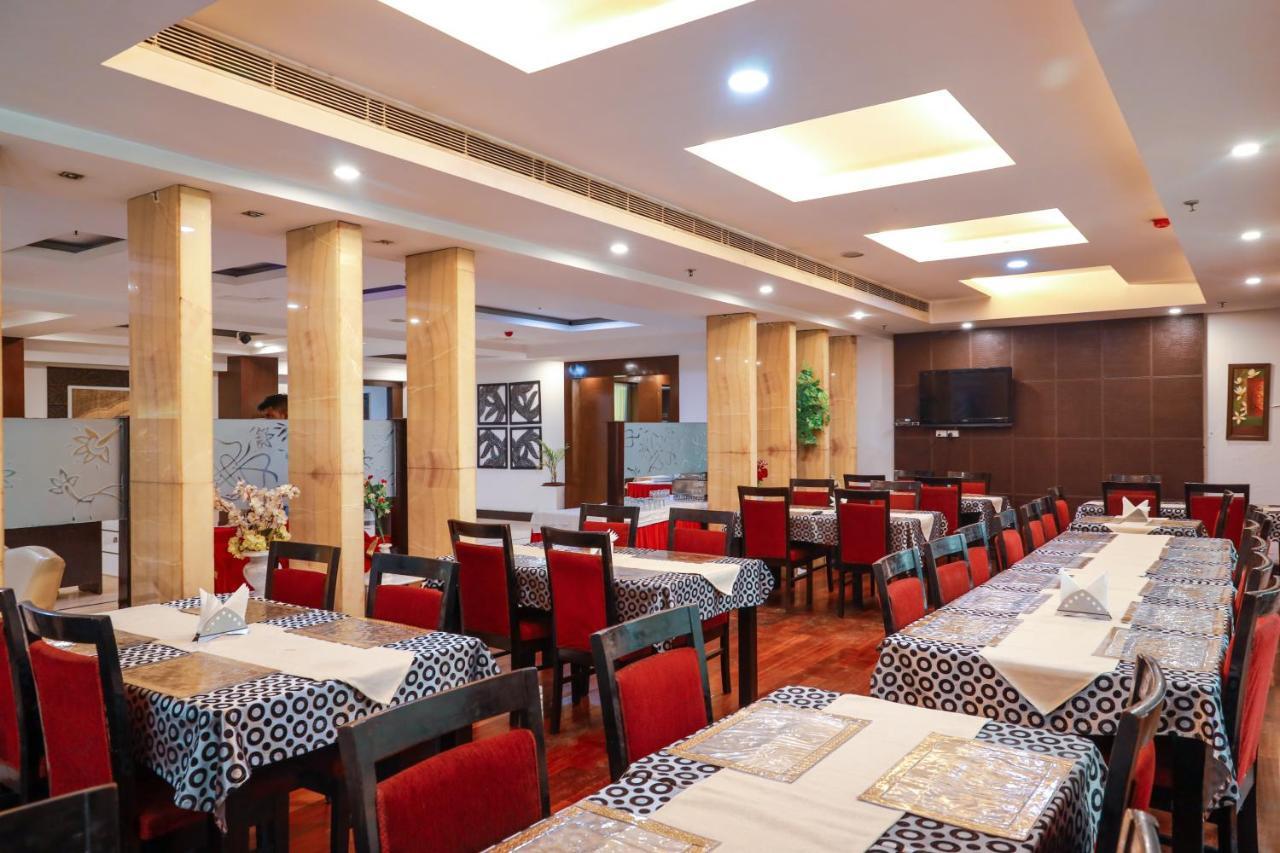 Hotel Airport Residency Nueva Delhi Exterior foto