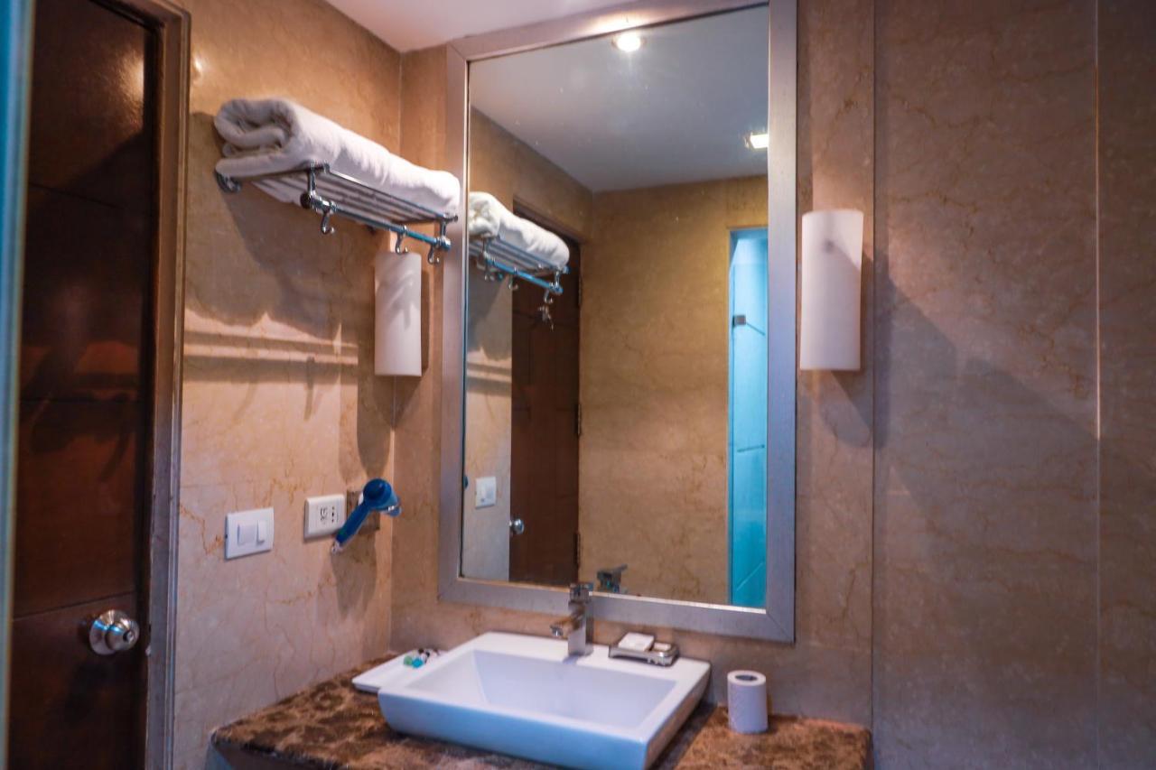 Hotel Airport Residency Nueva Delhi Exterior foto