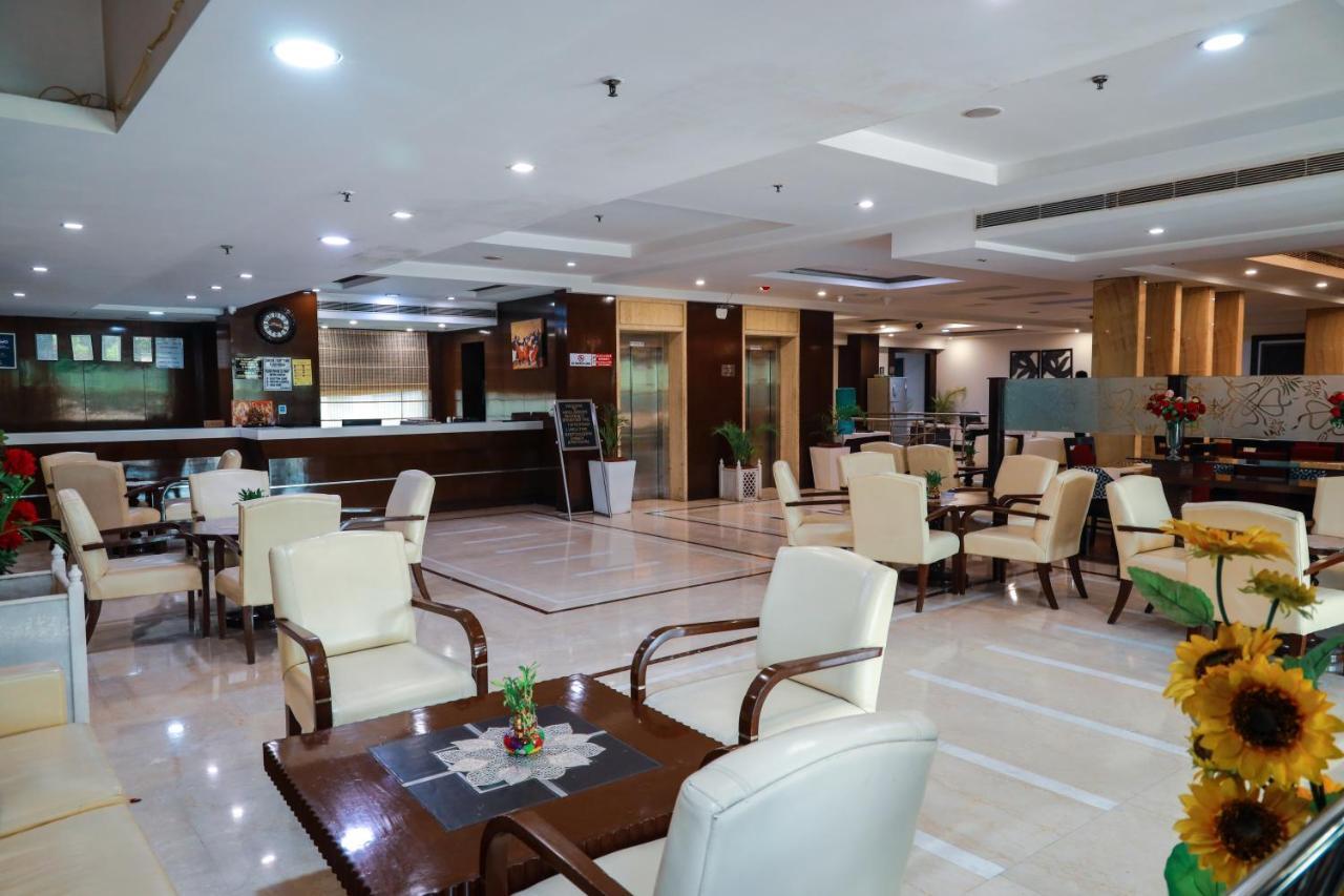 Hotel Airport Residency Nueva Delhi Exterior foto